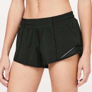 Lululemon Hotty Hot Black 2.5 Inseam running shorts